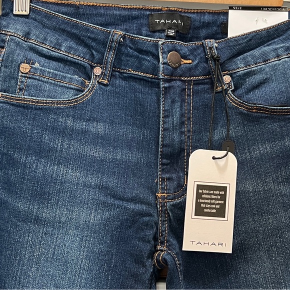 Tahari Classic Mid rise soft skinny jean. New with tag - Picture 4 of 5